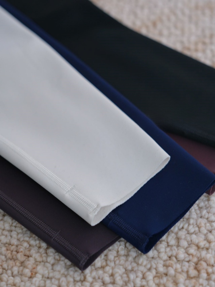 Slimming Yoga Pants Fce-lined  - Oxygen Yoga & Fitness Yorkdale review and price
